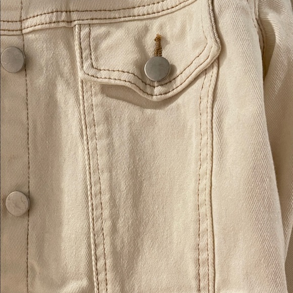 American Eagle Outfitters Light Tan Denim Jacket - Picture 6 of 12